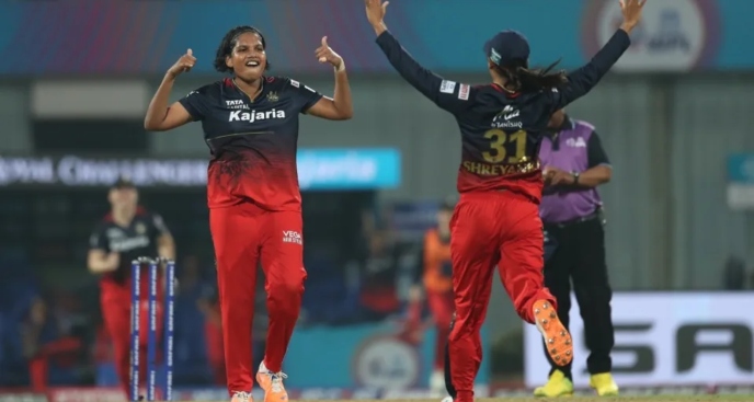How RCB can still qualify for knockouts?